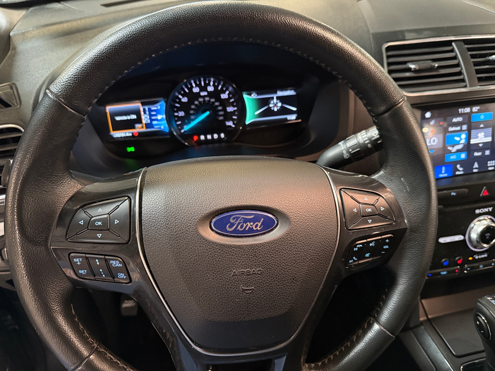 Thumbnail: 2019 Ford Explorer - 4