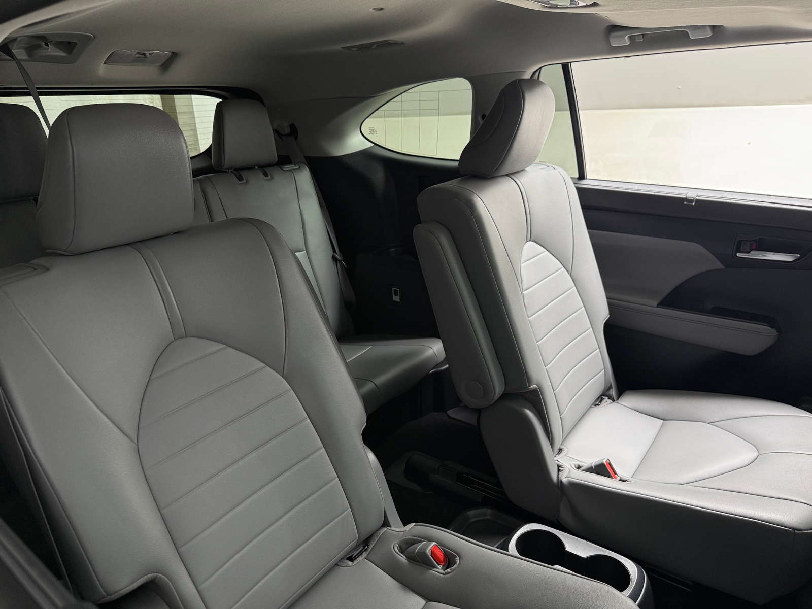 Thumbnail: 2020 Toyota Highlander - 5