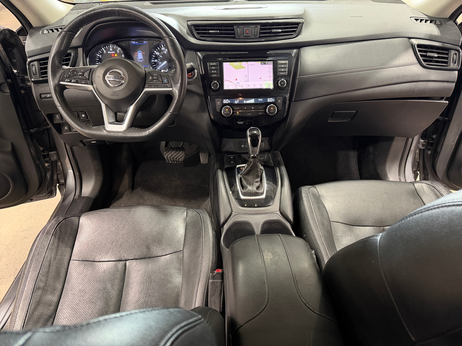 Thumbnail: 2019 Nissan Rogue - 2