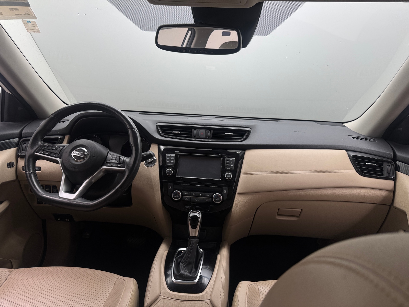 Thumbnail: 2017 Nissan Rogue - 2