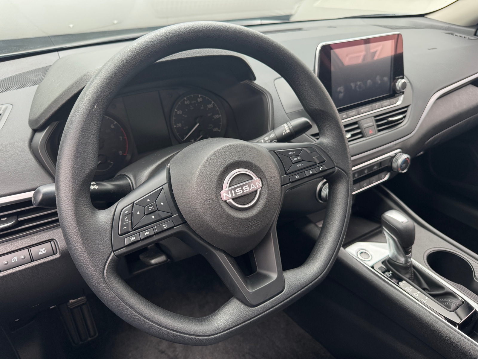Thumbnail: 2025 Nissan Altima - 5