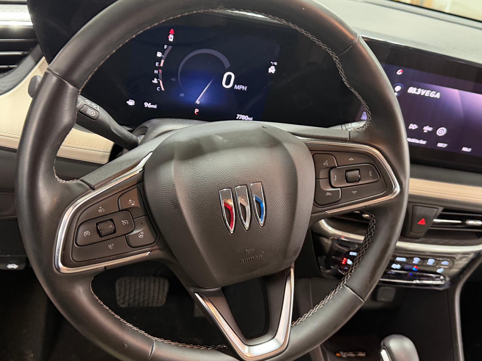 Thumbnail: 2024 Buick Encore GX - 4