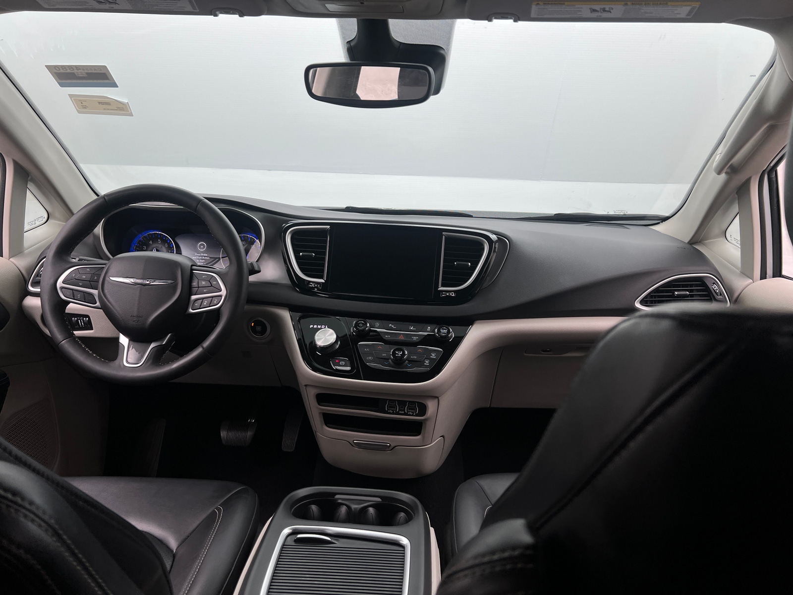 Thumbnail: 2024 Chrysler Pacifica - 2