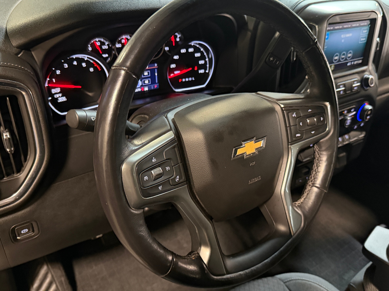 Thumbnail: 2019 Chevrolet Silverado 1500 - 5