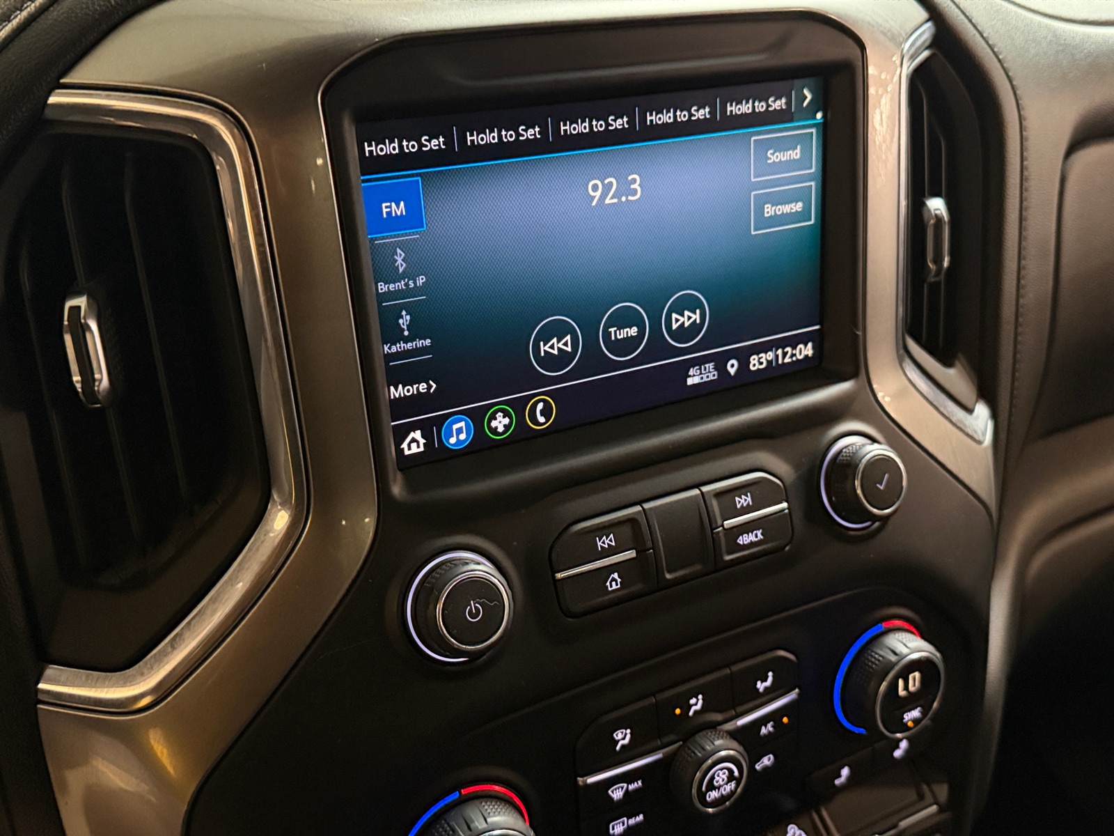 Thumbnail: 2019 Chevrolet Silverado 1500 - 4