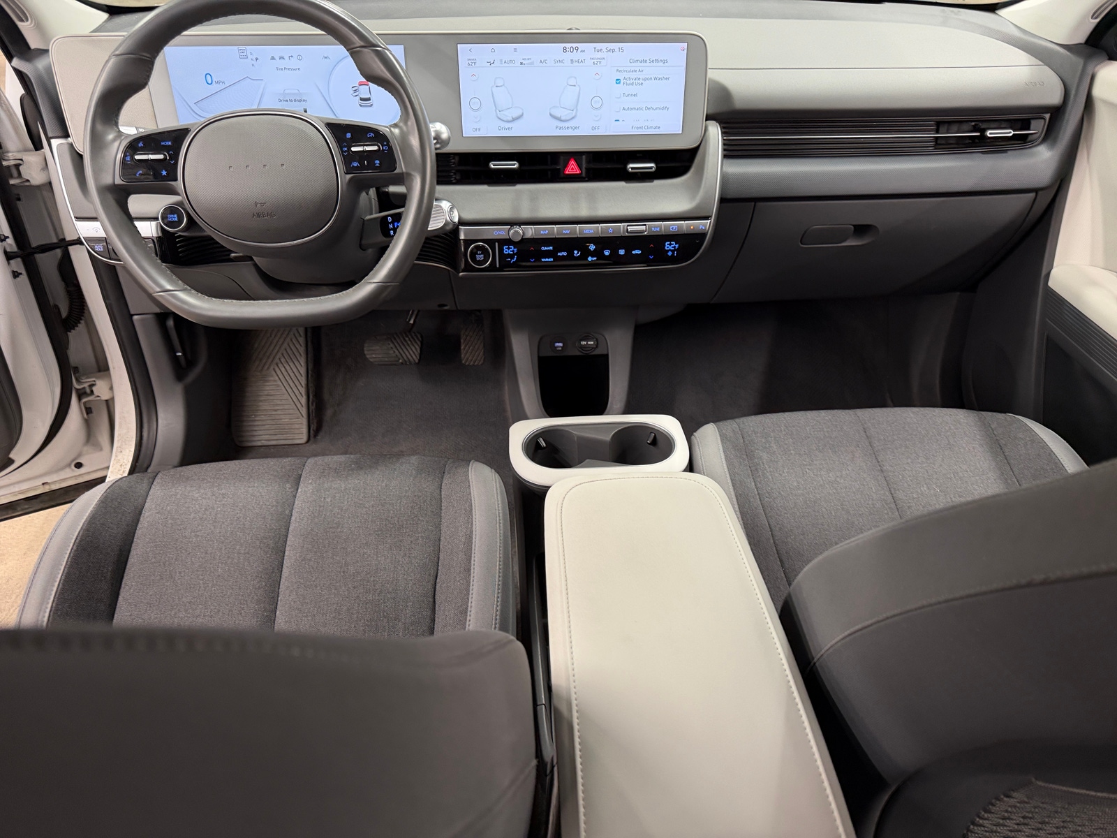 Thumbnail: 2023 Hyundai Ioniq 5 - 3