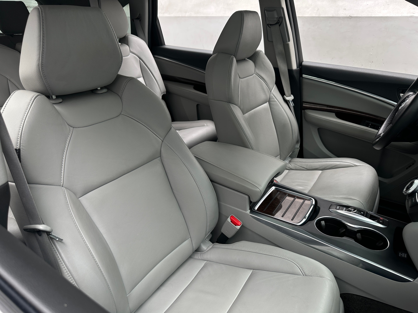 Thumbnail: 2020 Acura MDX - 2