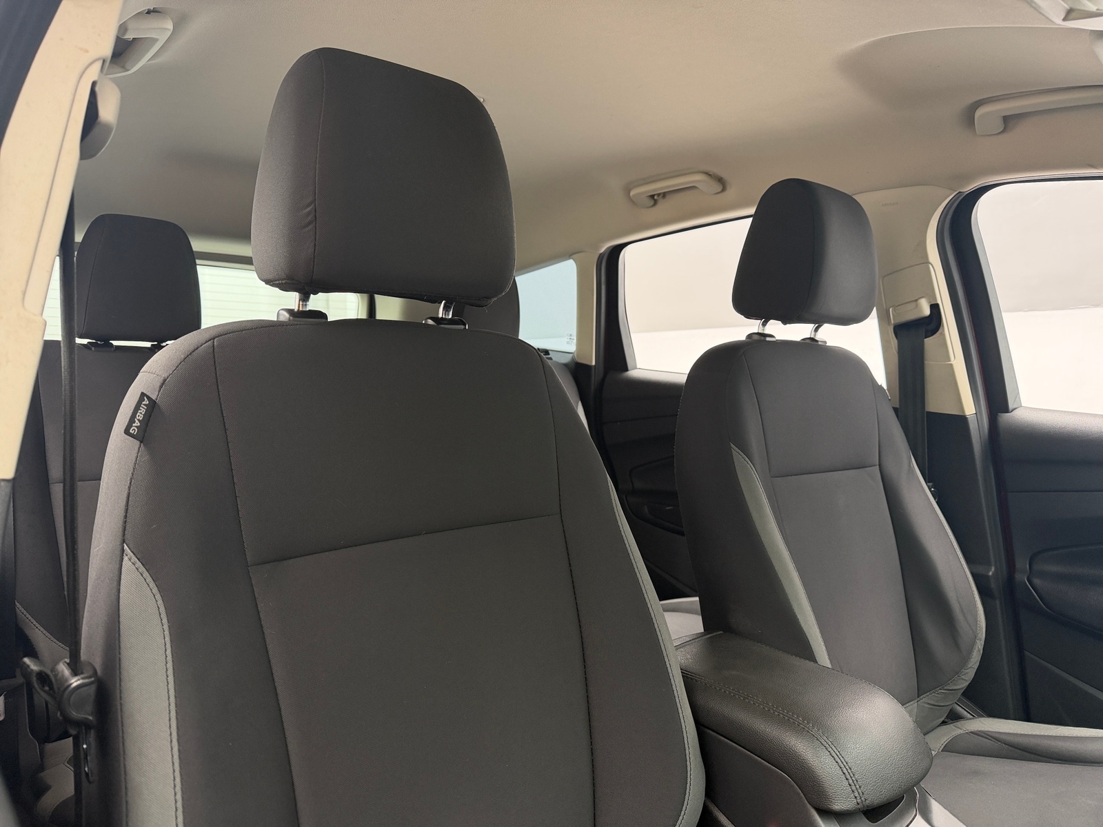 Thumbnail: 2016 Ford Escape - 2