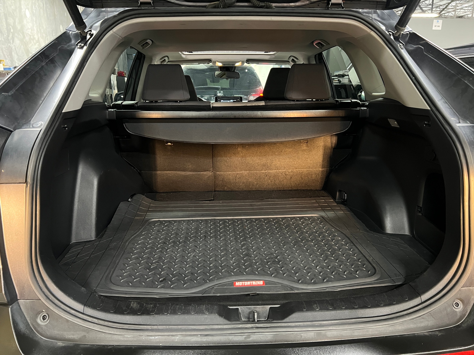 Thumbnail: 2019 Toyota RAV4 - 7