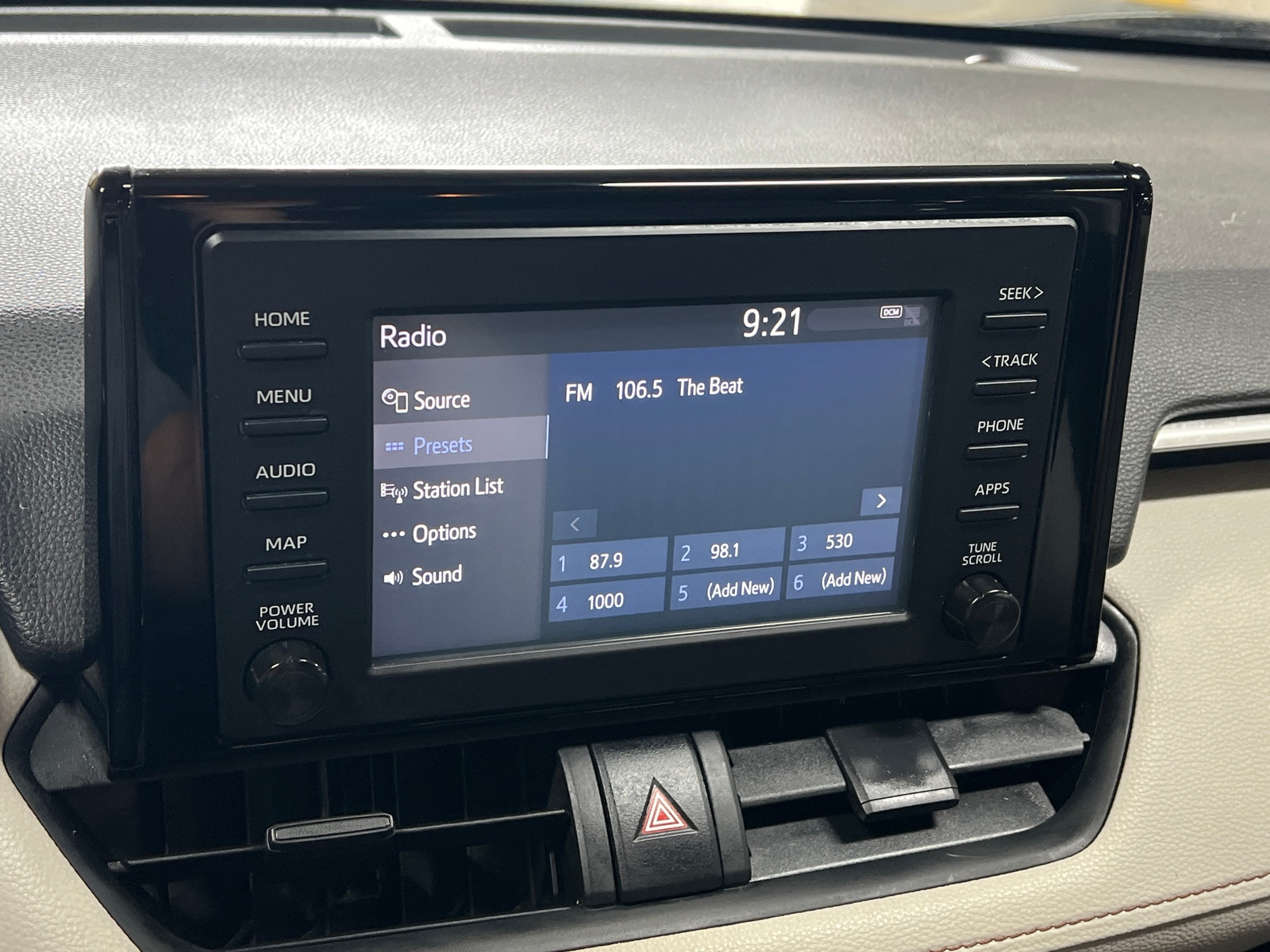 Thumbnail: 2019 Toyota RAV4 - 4