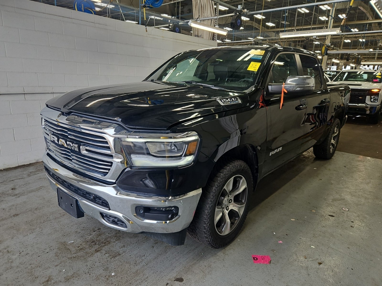 2023 Ram 1500 Laramie 4x4 Crew Cab 5'7" Box