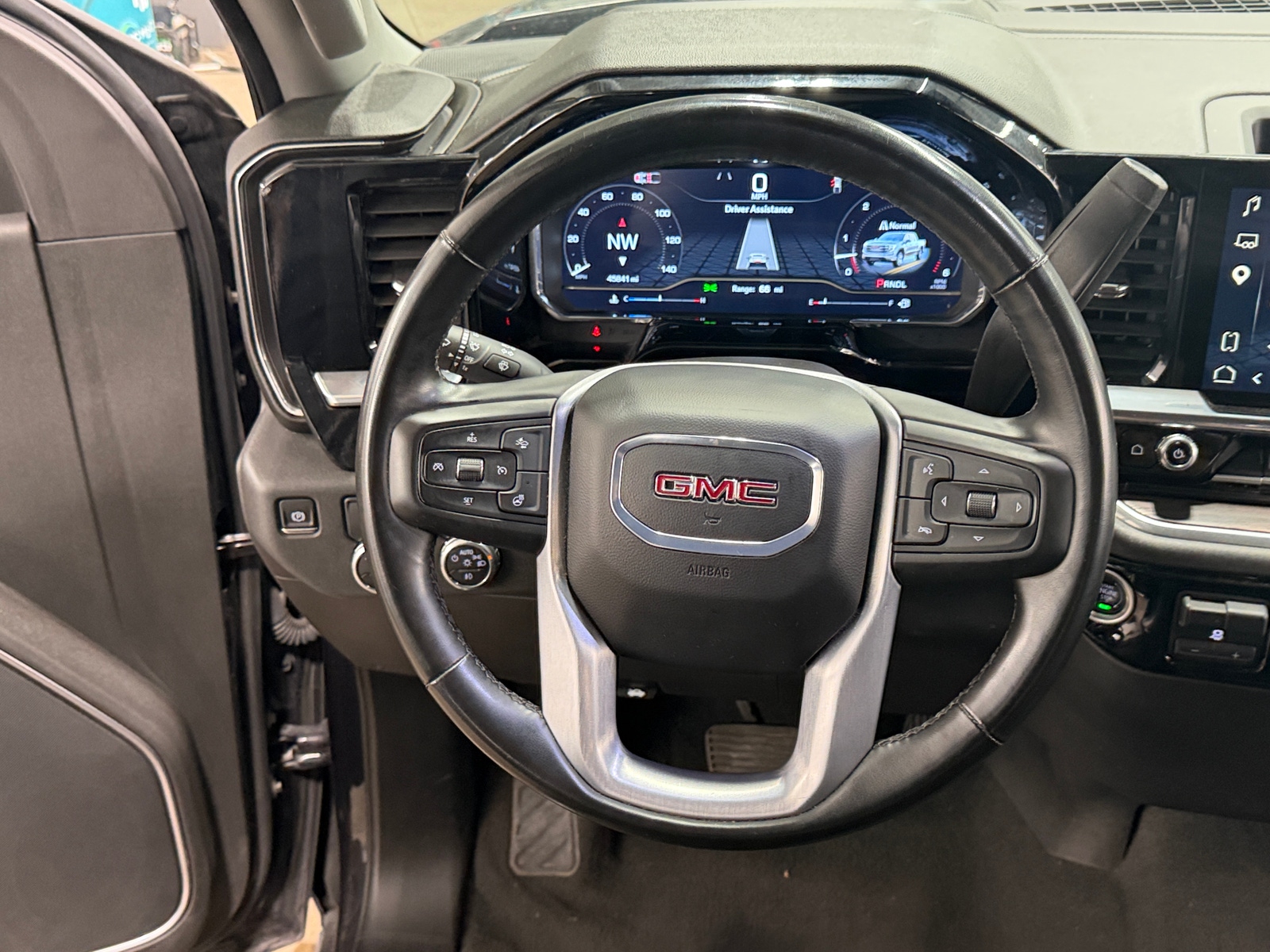 Thumbnail: 2025 GMC Sierra 1500 - 4