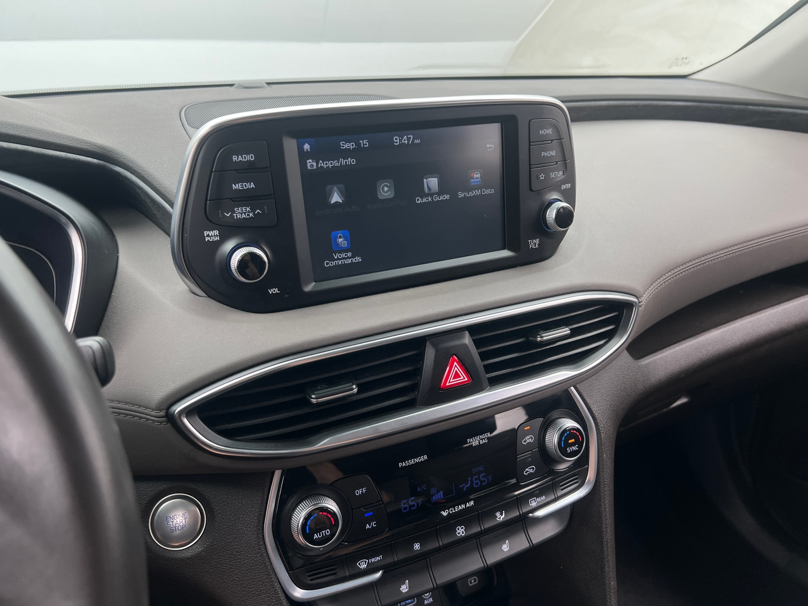 Thumbnail: 2019 Hyundai Santa Fe - 4