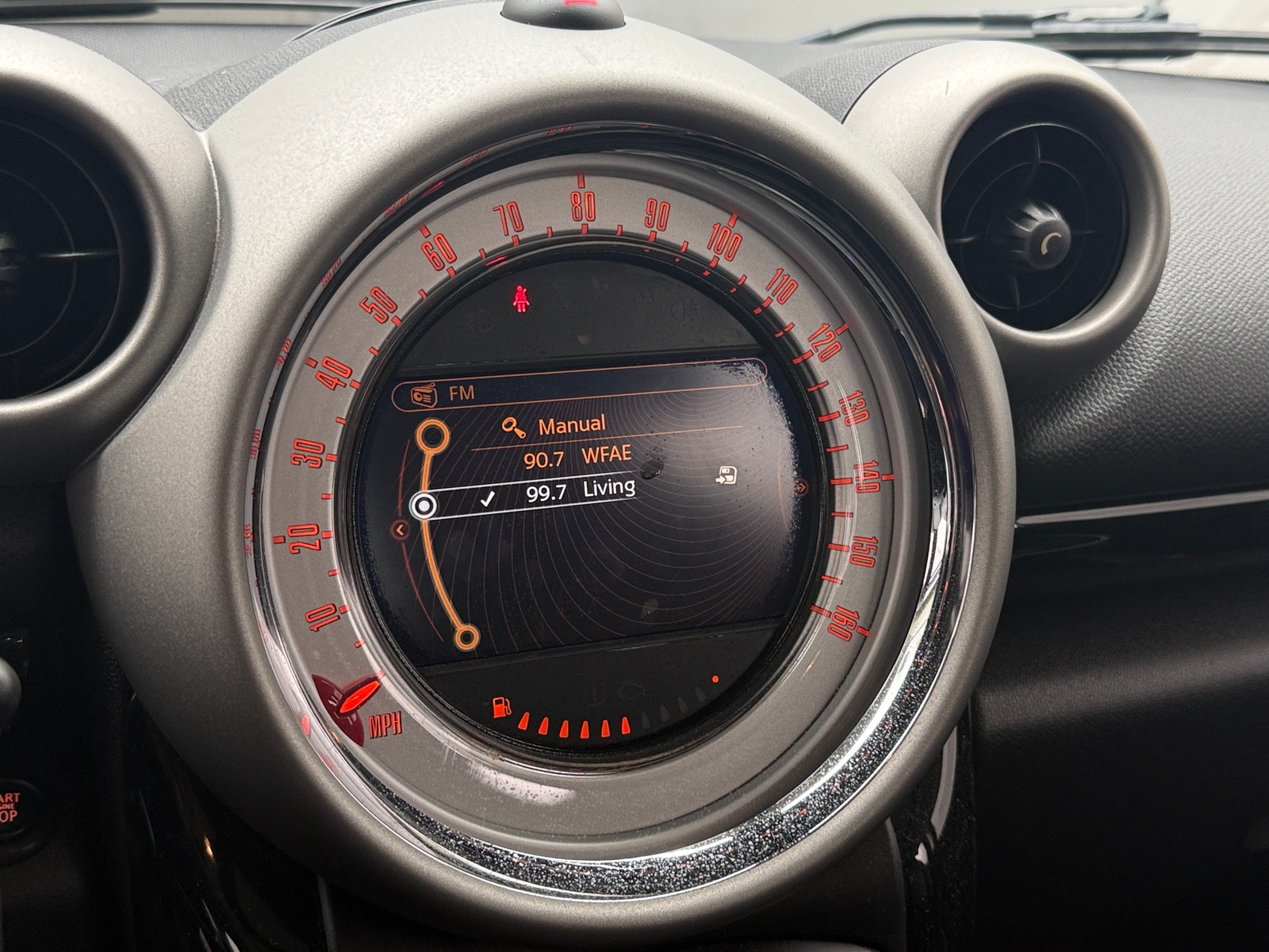 Thumbnail: 2012 MINI Cooper Countryman - 4