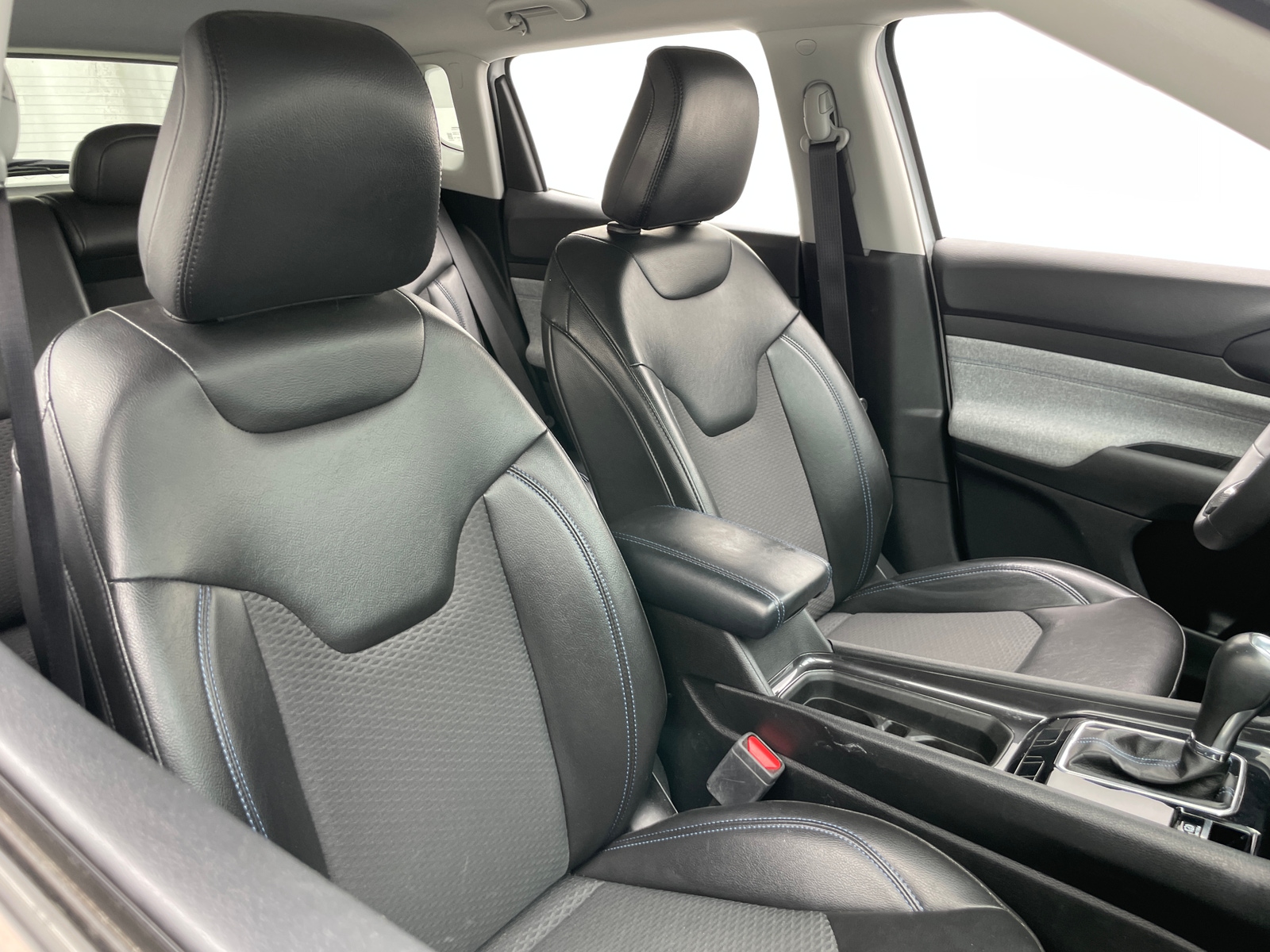 Thumbnail: 2022 Jeep Compass - 2