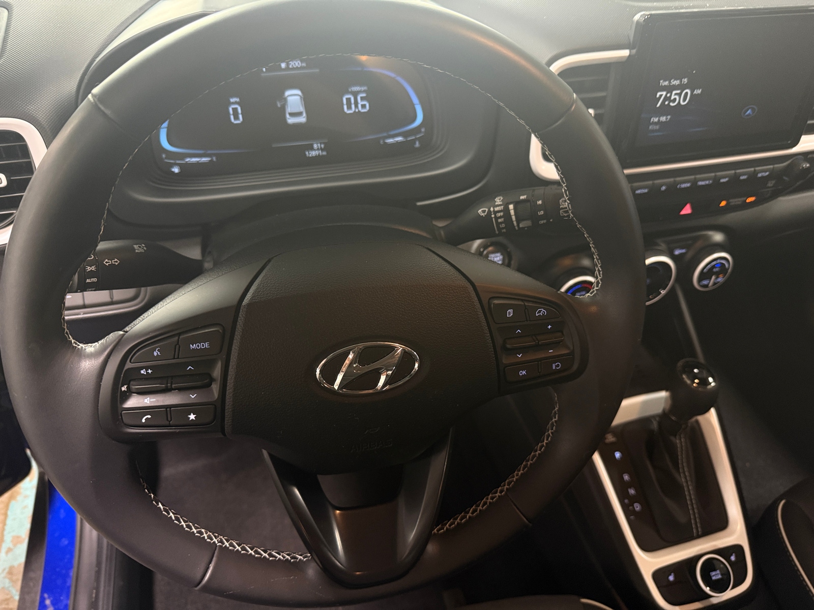 Thumbnail: 2023 Hyundai Venue - 4