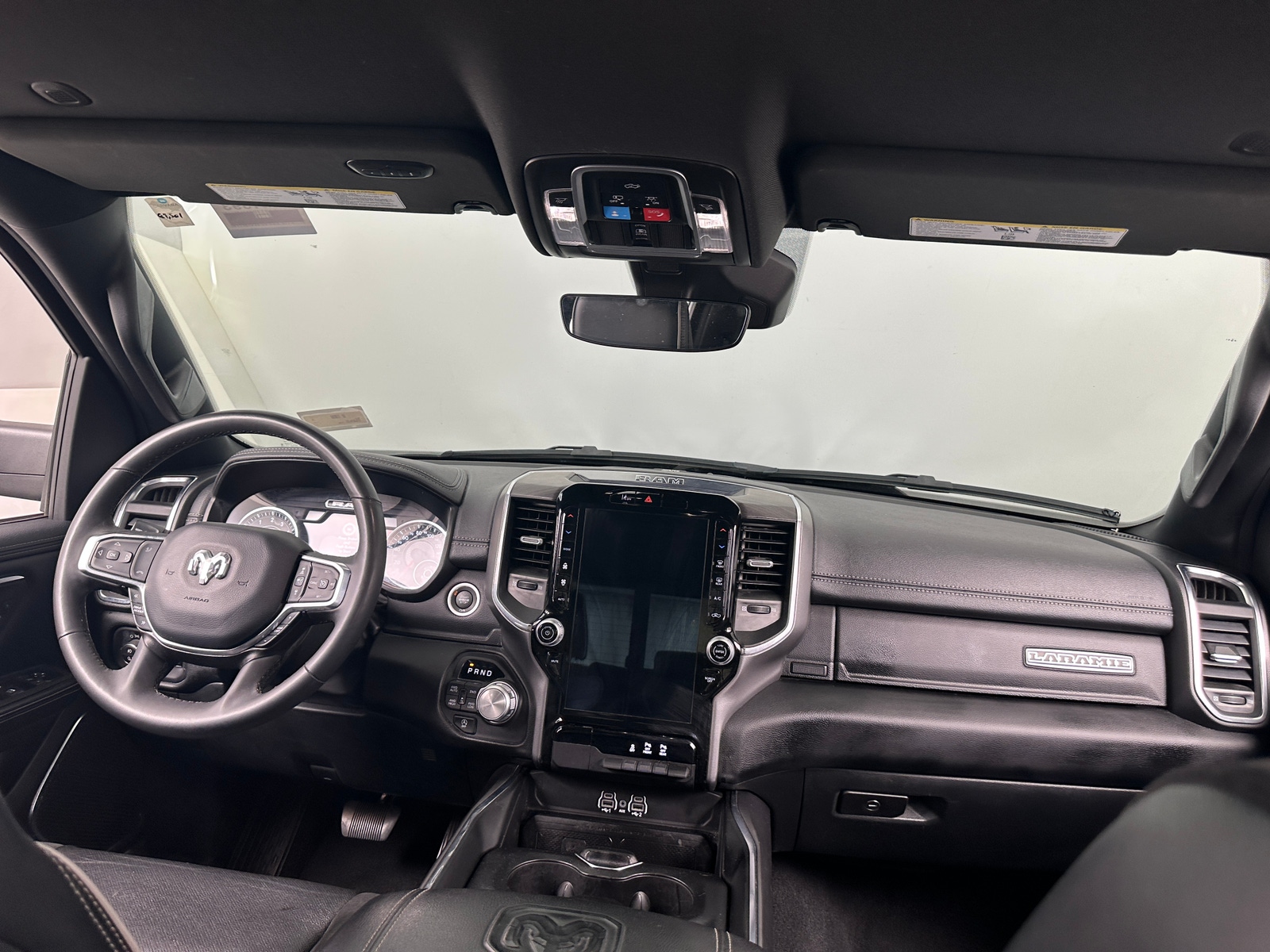 Thumbnail: 2025 RAM 1500 - 2