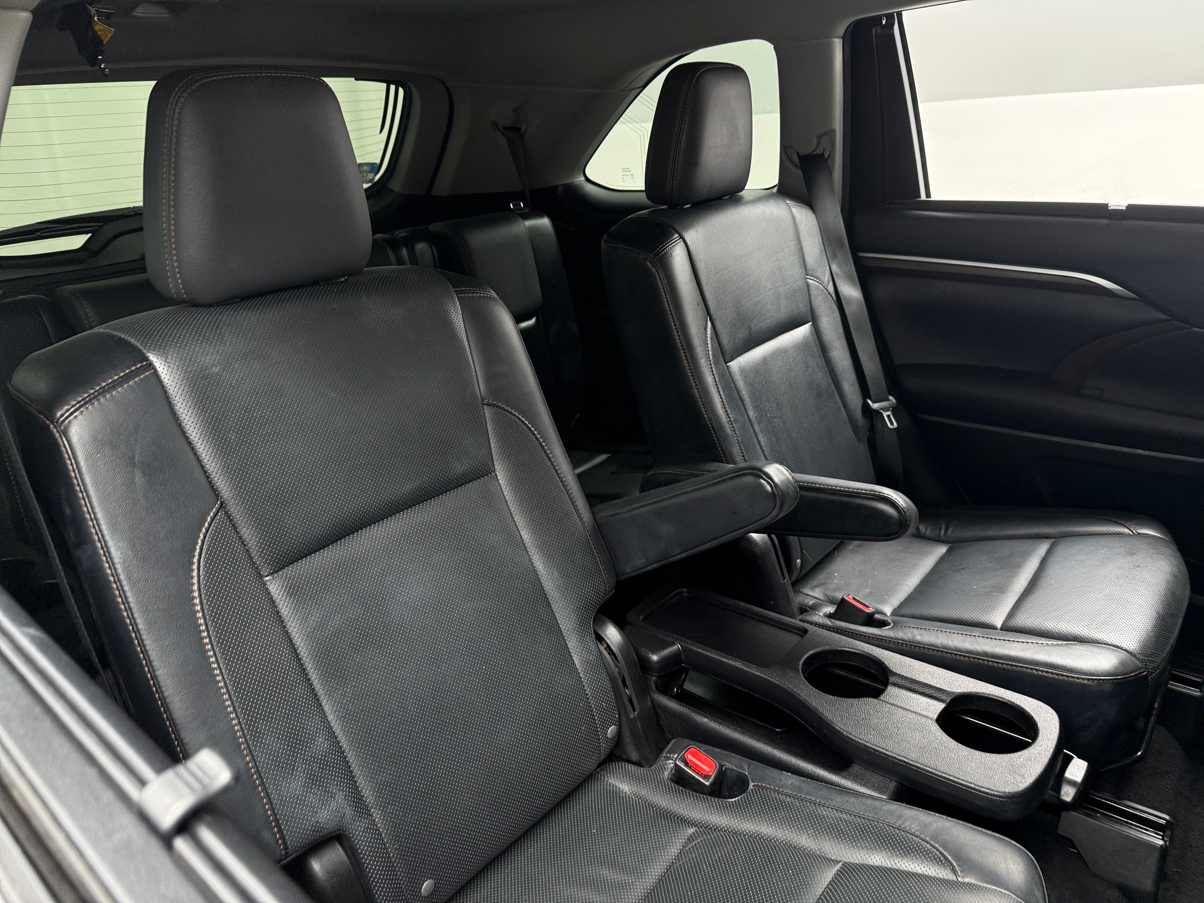 2016 Toyota Highlander