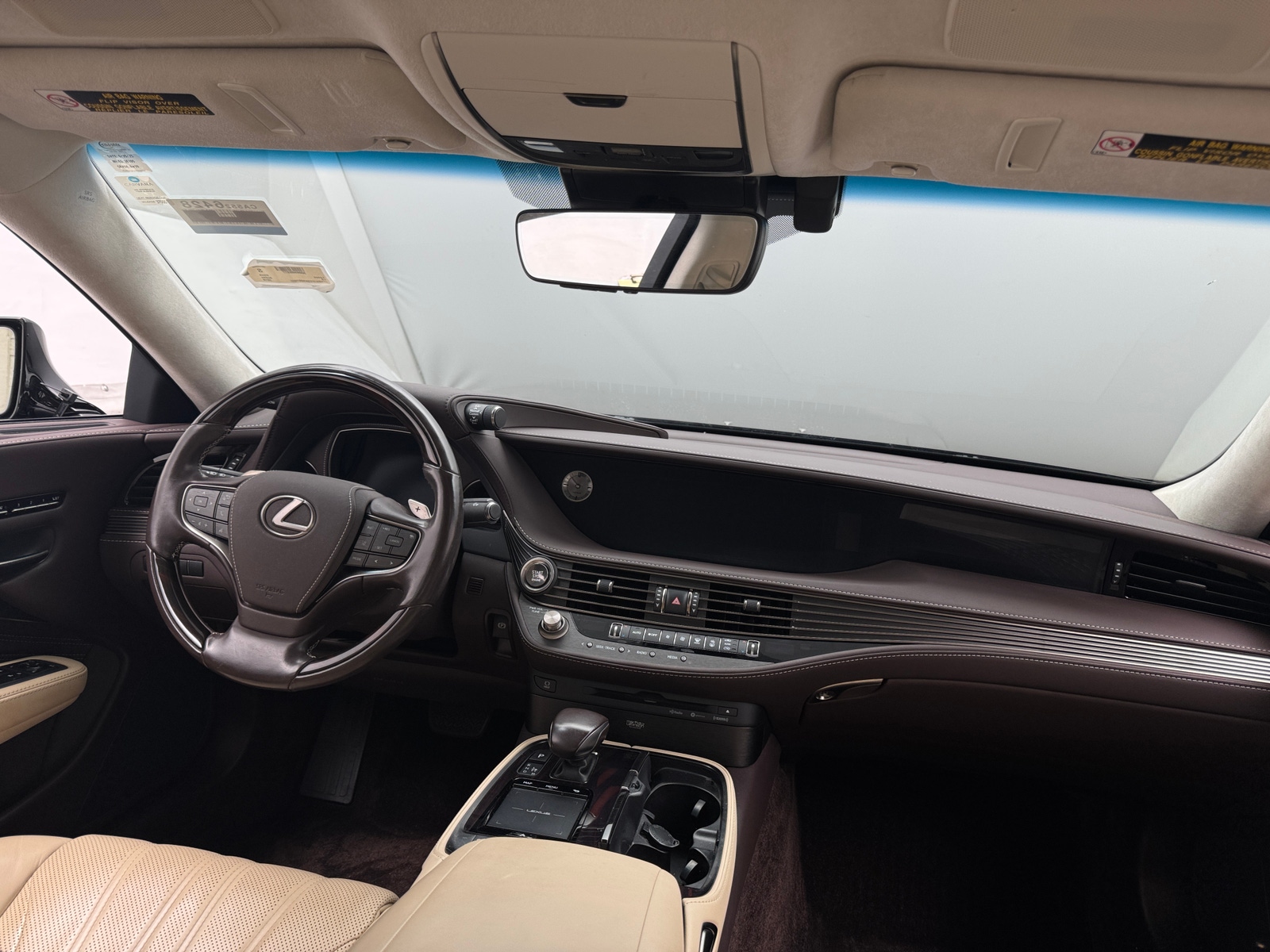 Thumbnail: 2019 Lexus LS - 2