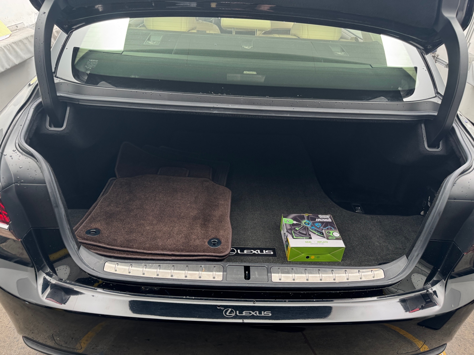 Thumbnail: 2019 Lexus LS - 6