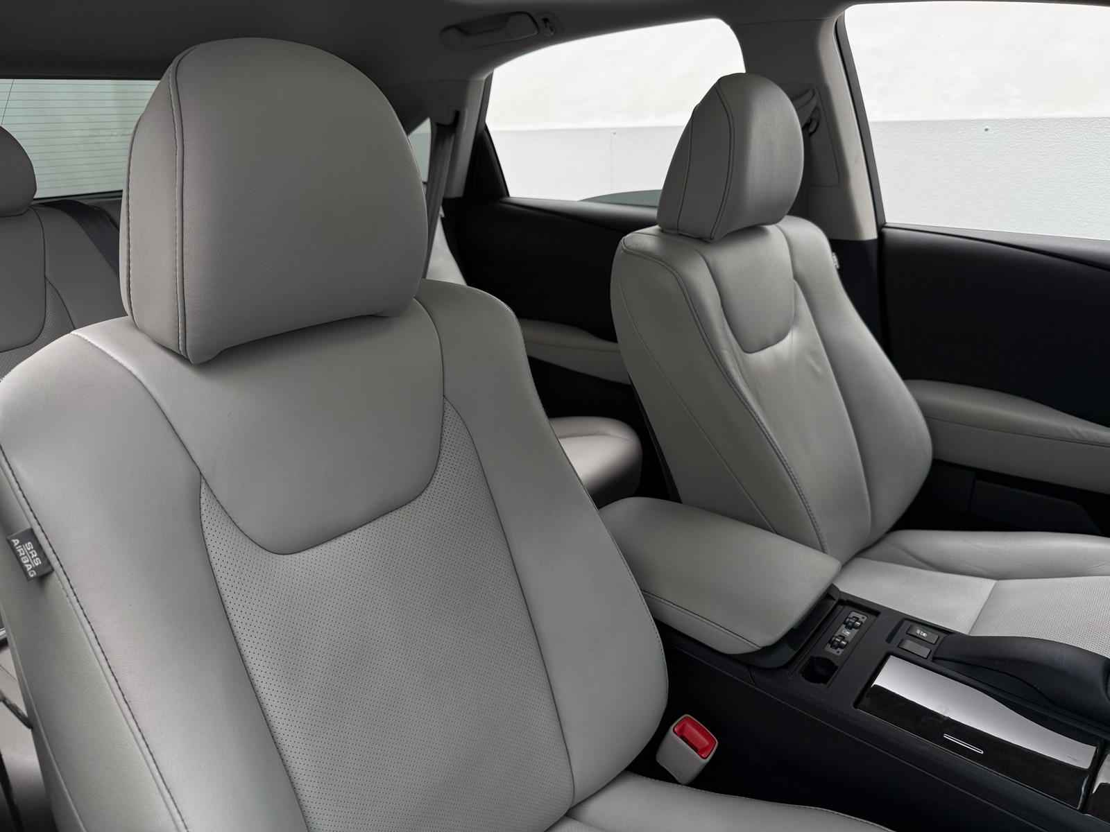 Thumbnail: 2014 Lexus RX - 2
