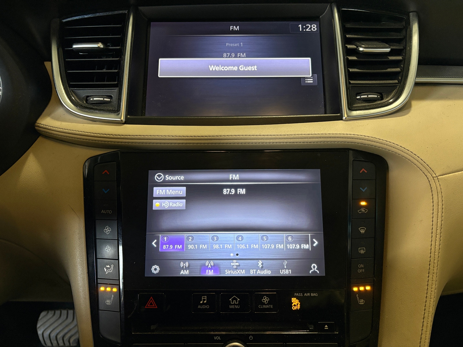 Thumbnail: 2021 INFINITI QX50 - 3