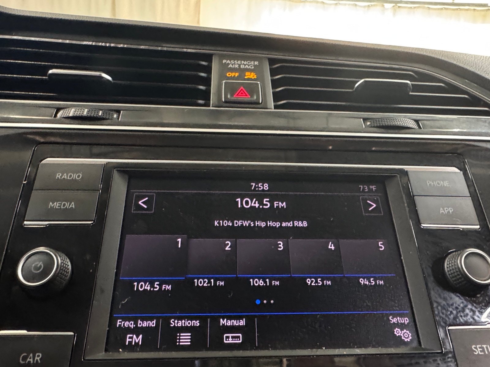 Thumbnail: 2018 Volkswagen Tiguan - 4