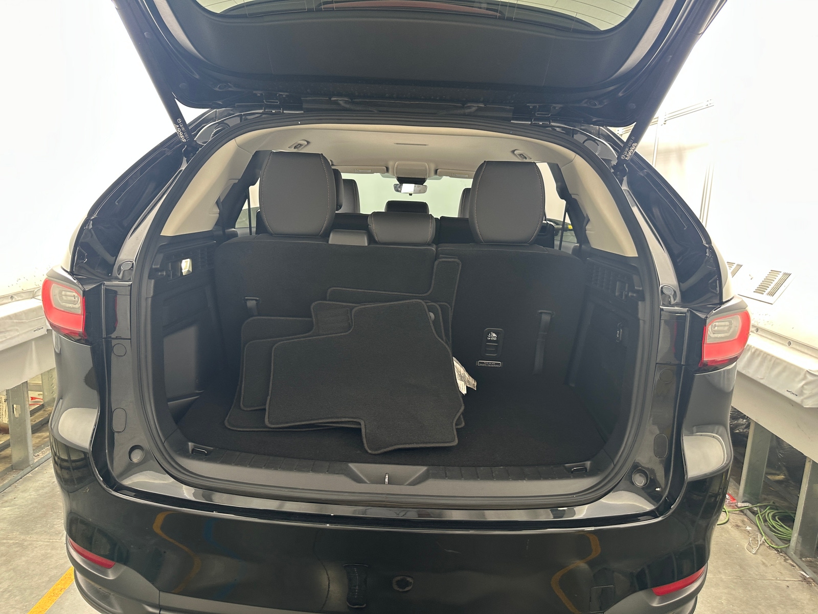 Thumbnail: 2026 Mazda CX-90 - 6