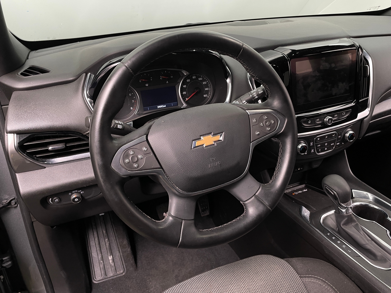 Thumbnail: 2023 Chevrolet Traverse - 5
