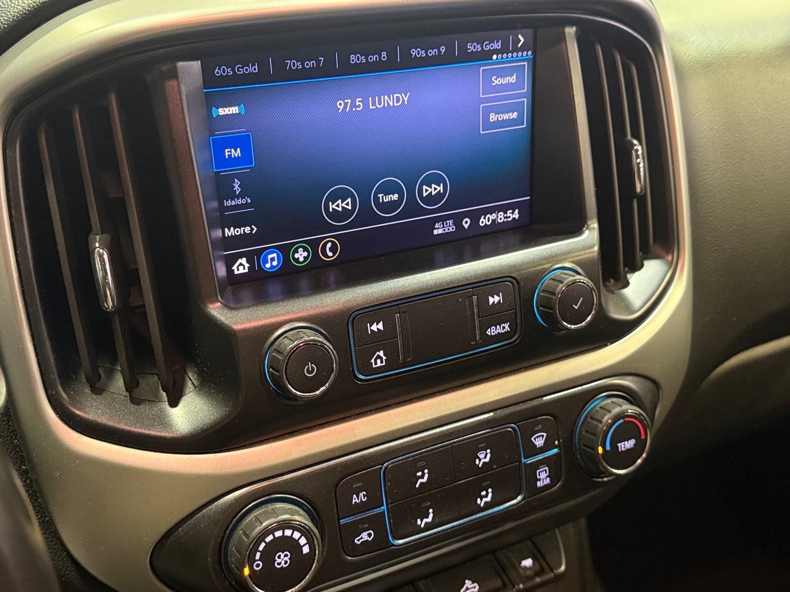 Thumbnail: 2021 Chevrolet Colorado - 4