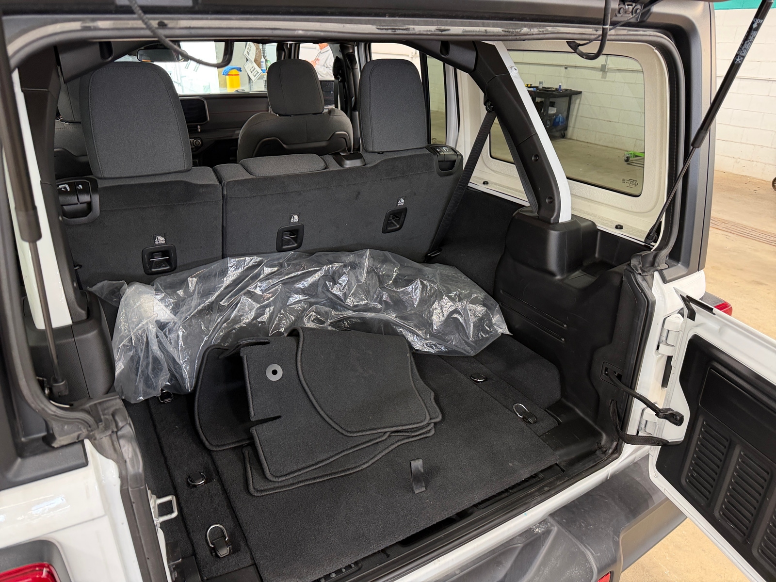 Thumbnail: 2026 Jeep Wrangler - 7