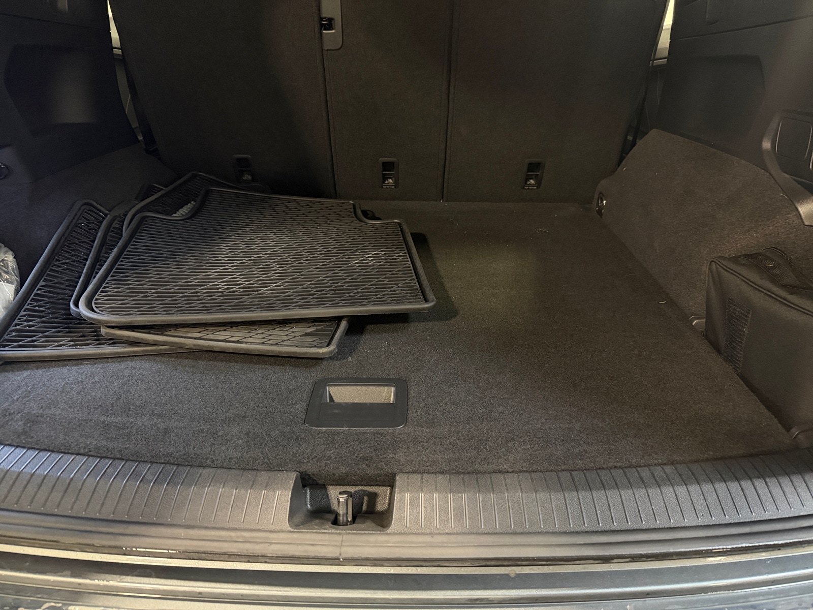 Thumbnail: 2022 Volkswagen Tiguan - 6