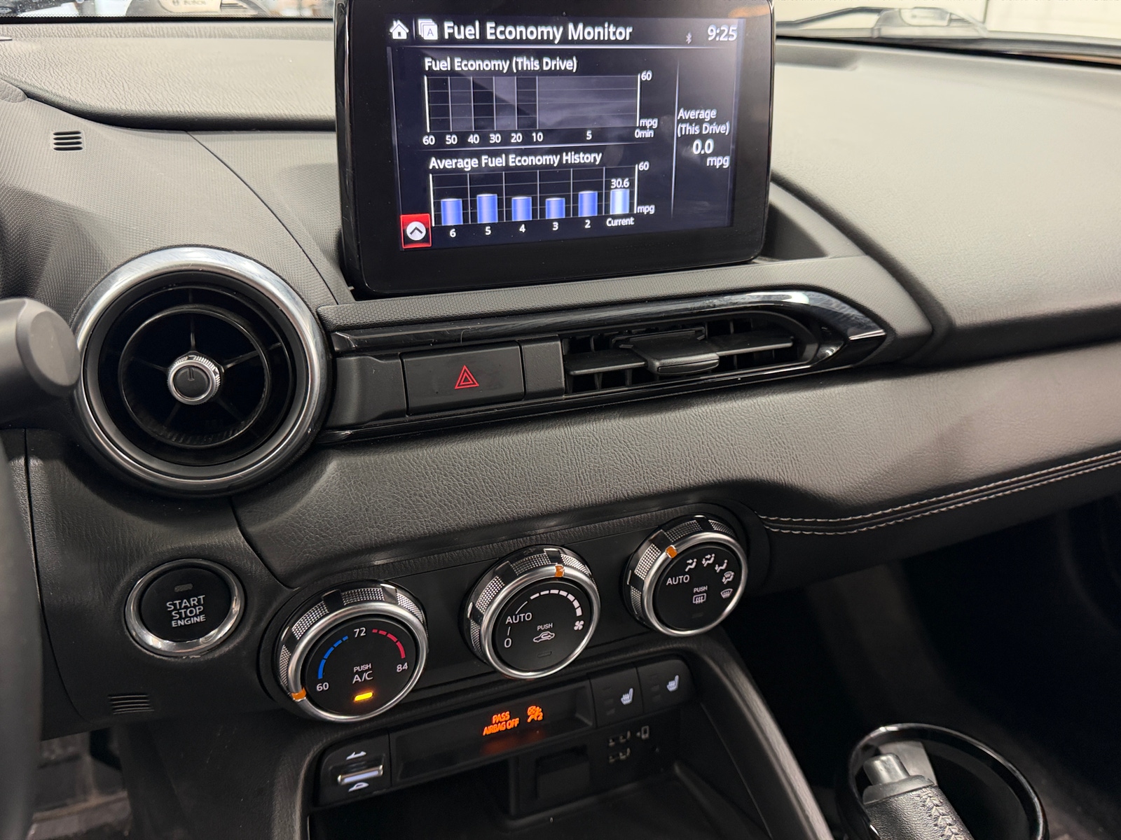 Thumbnail: 2021 Mazda MX-5 Miata - 3