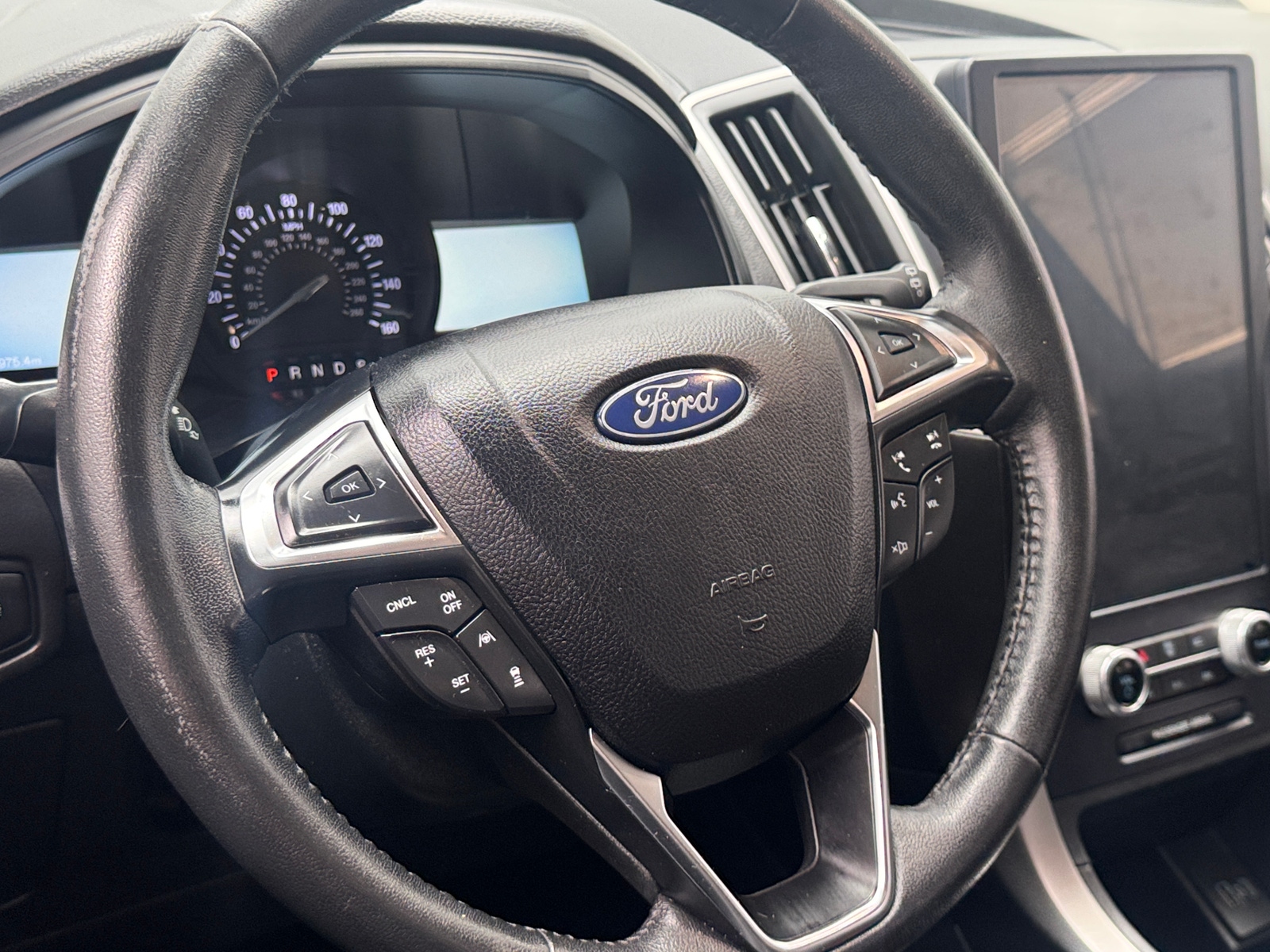 Thumbnail: 2022 Ford Edge - 4