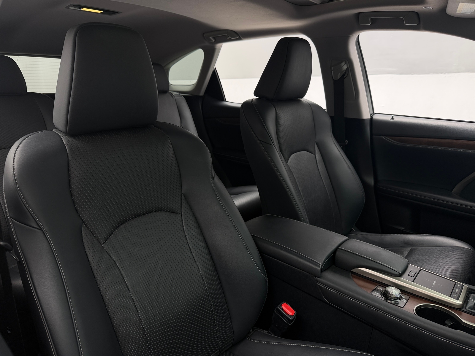 Thumbnail: 2020 Lexus RX - 2