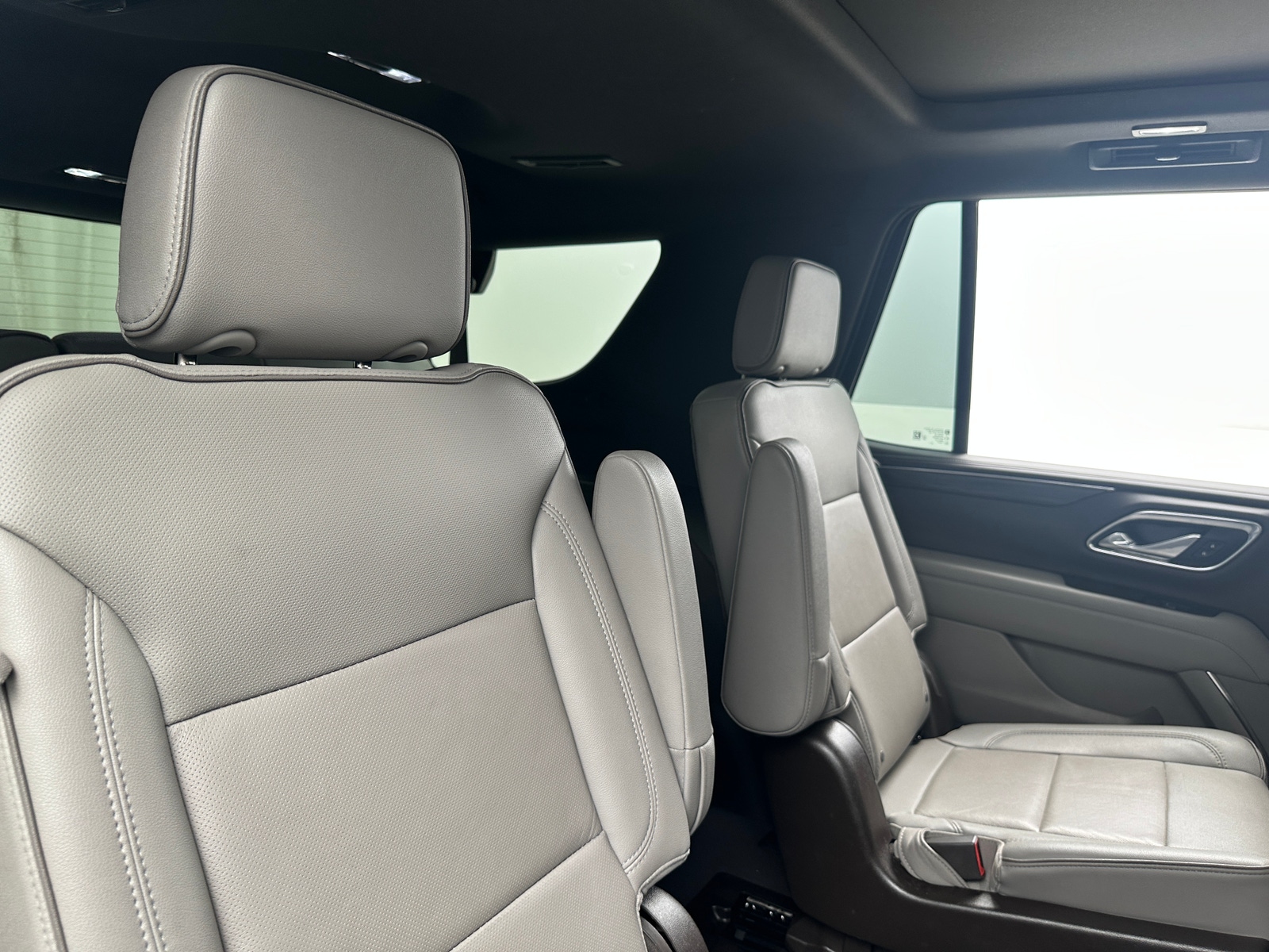 Thumbnail: 2023 GMC Yukon - 5