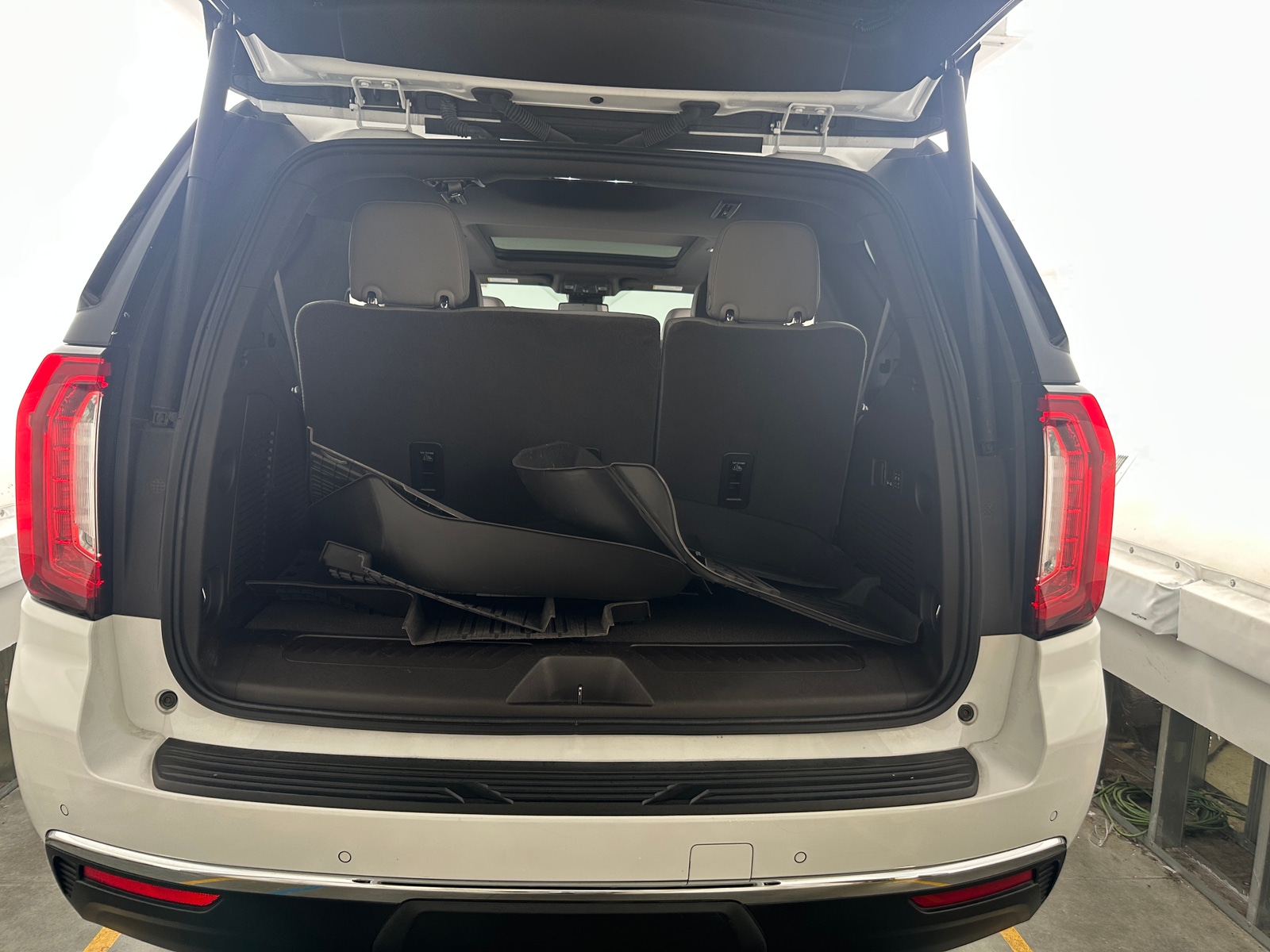 Thumbnail: 2023 GMC Yukon - 6