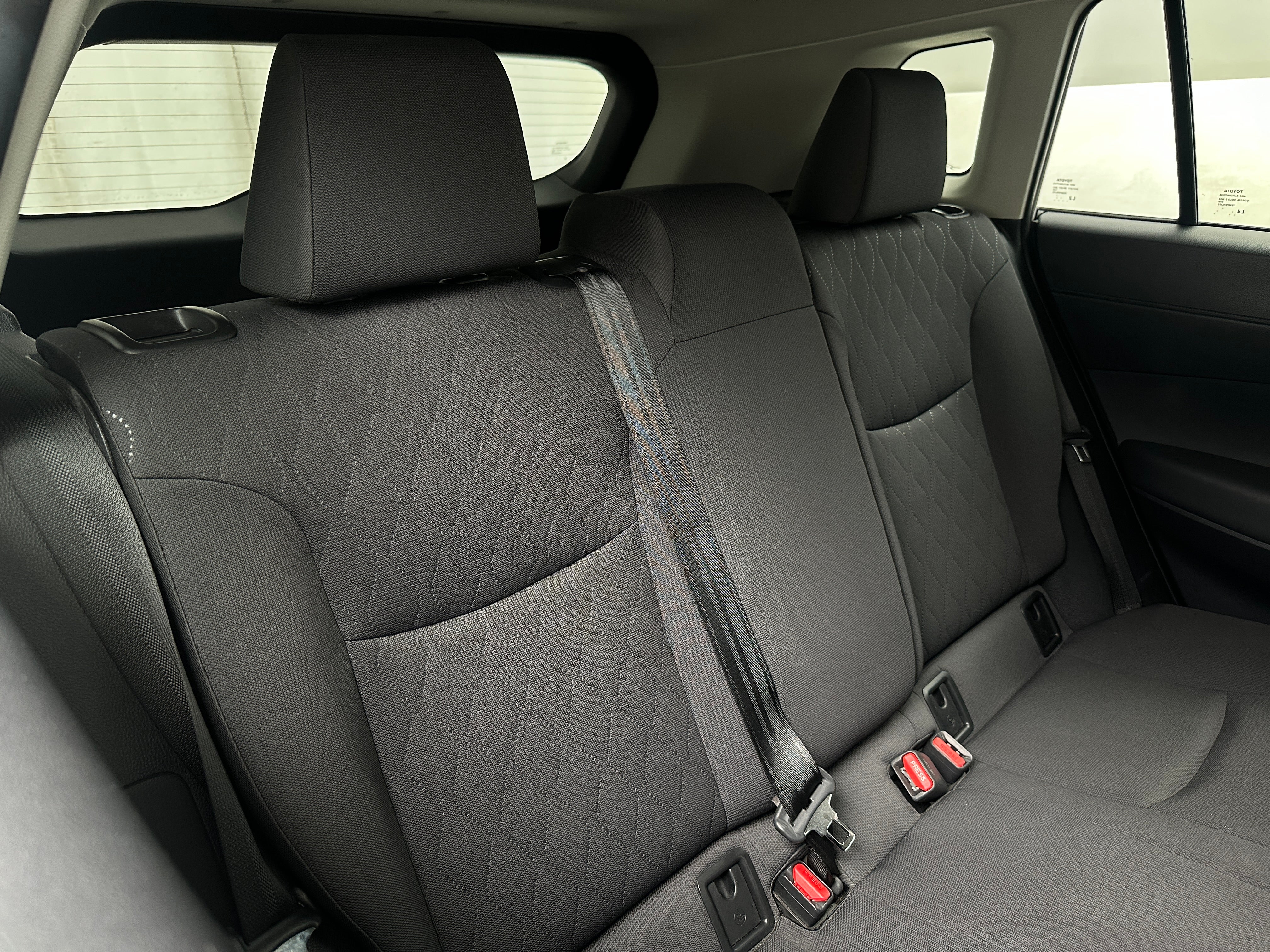 2024 Toyota Corolla Cross LE