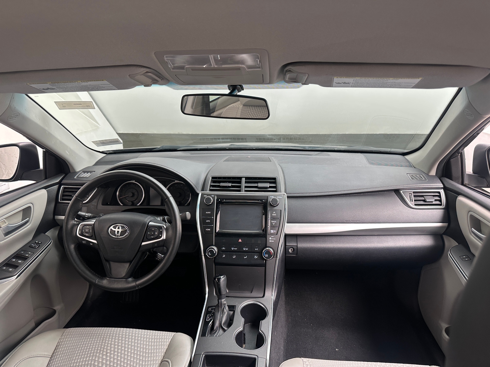 Thumbnail: 2015 Toyota Camry - 3