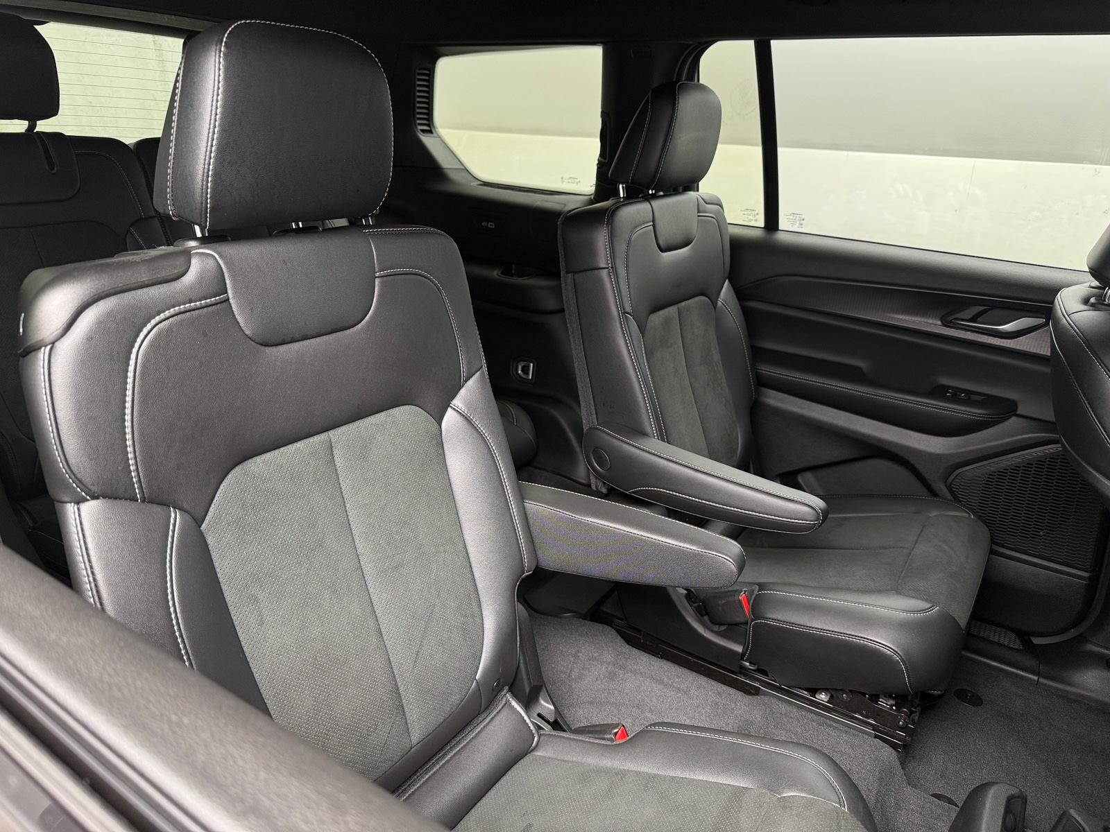 Thumbnail: 2025 Jeep Grand Cherokee L - 5