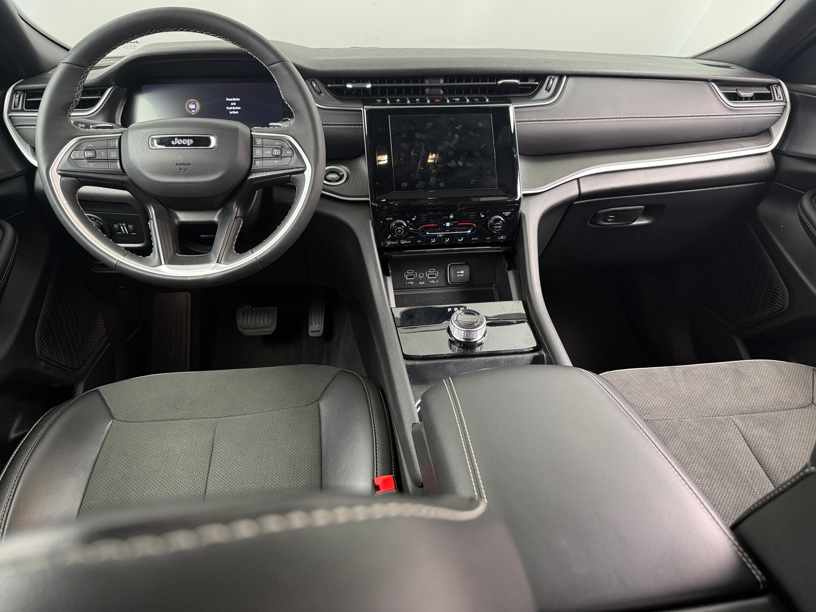 Thumbnail: 2025 Jeep Grand Cherokee L - 2