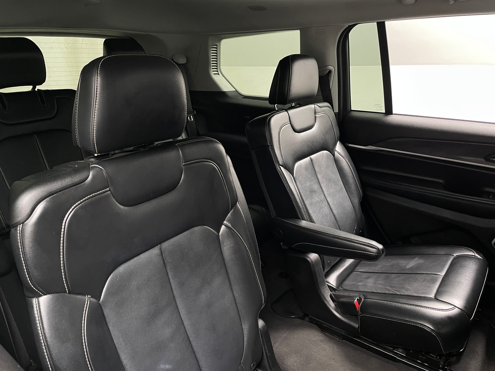 Thumbnail: 2021 Jeep Grand Cherokee L - 5