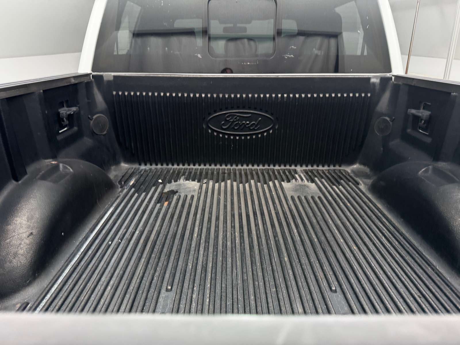 Thumbnail: 2017 Ford Econoline - 7