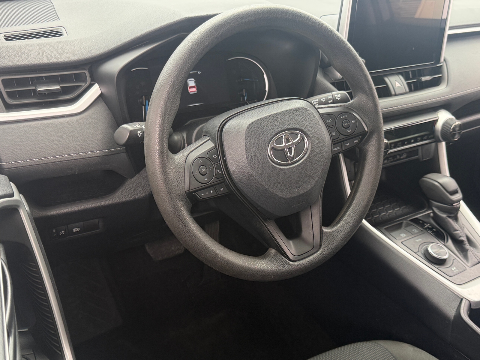 Thumbnail: 2024 Toyota RAV4 - 5