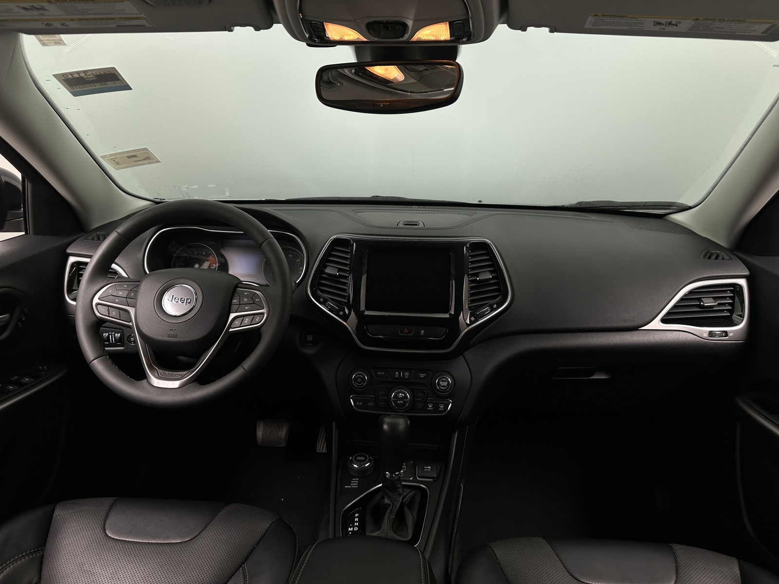 Thumbnail: 2022 Jeep Cherokee - 2