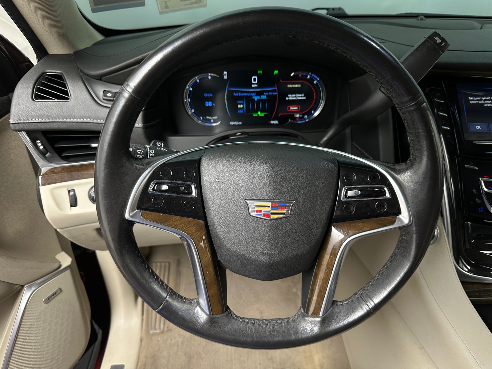 Thumbnail: 2019 Cadillac Escalade - 4