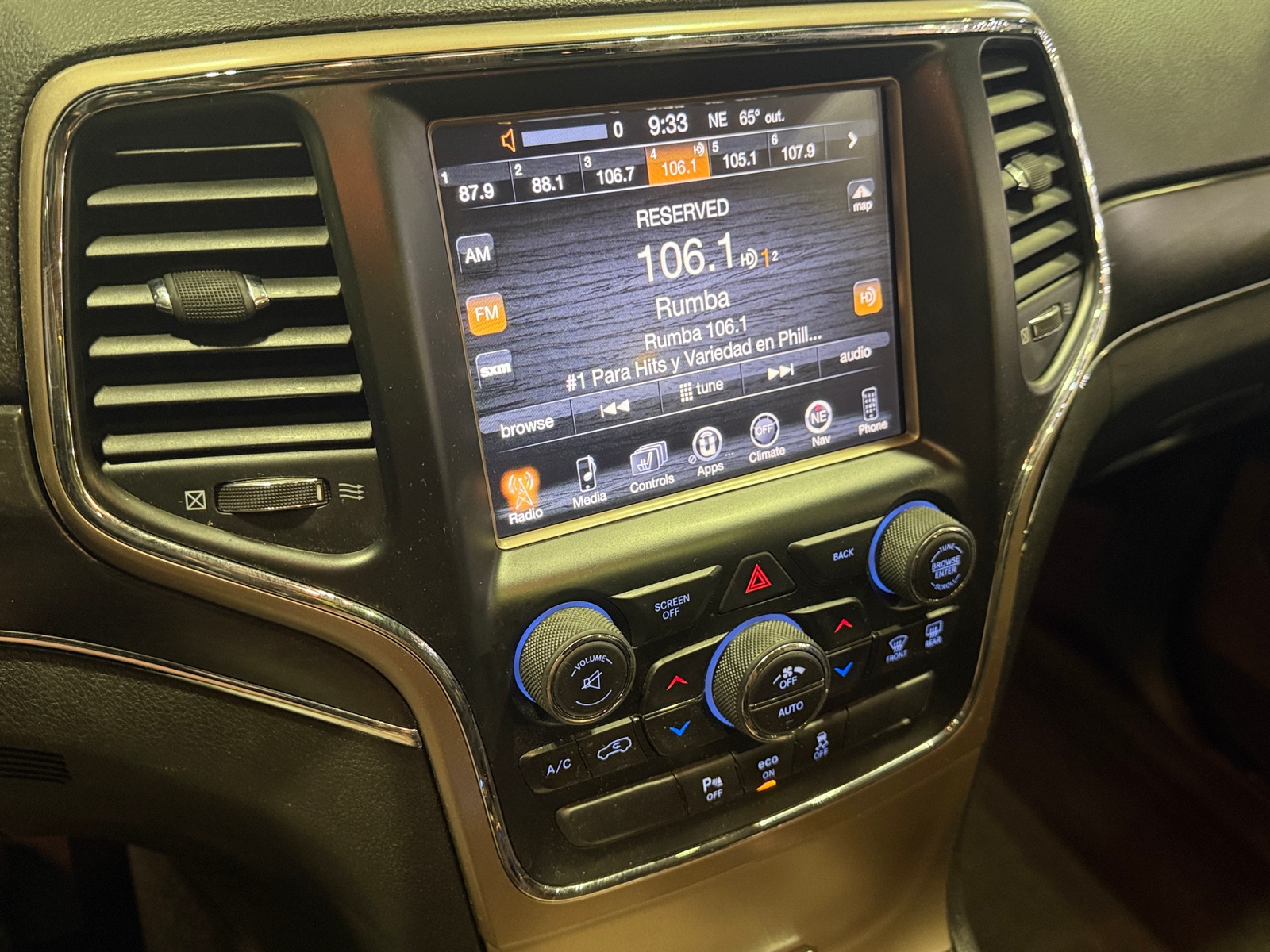 Thumbnail: 2014 Jeep Grand Cherokee - 3