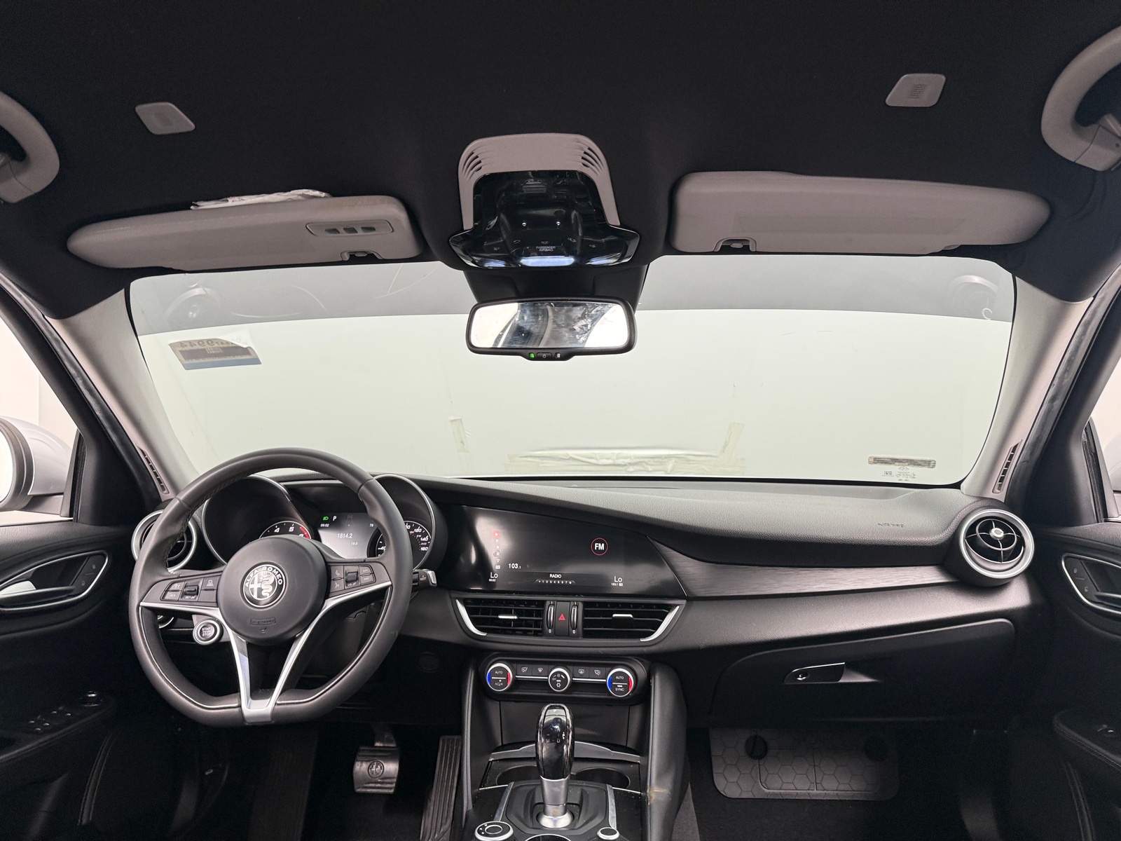 Thumbnail: 2017 Alfa Romeo Giulia - 2