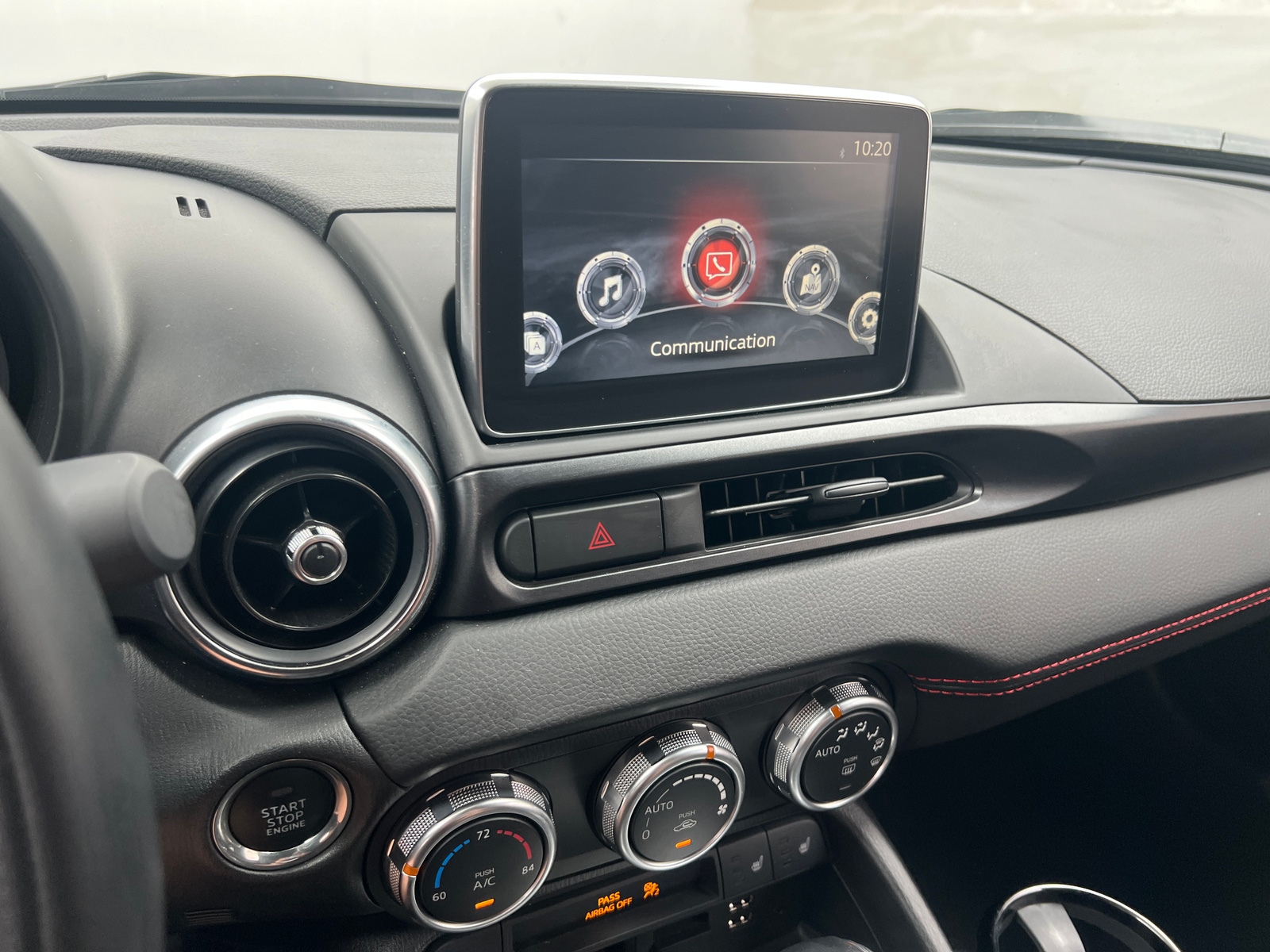 Thumbnail: 2017 Fiat 124 Spider - 3