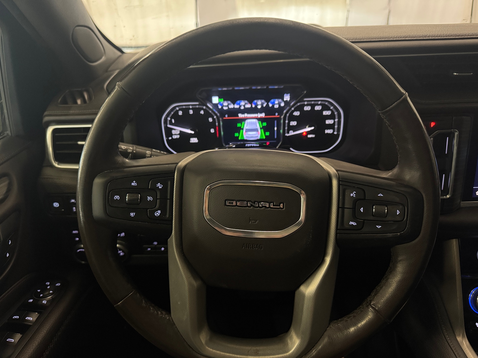 Thumbnail: 2021 GMC Yukon - 4